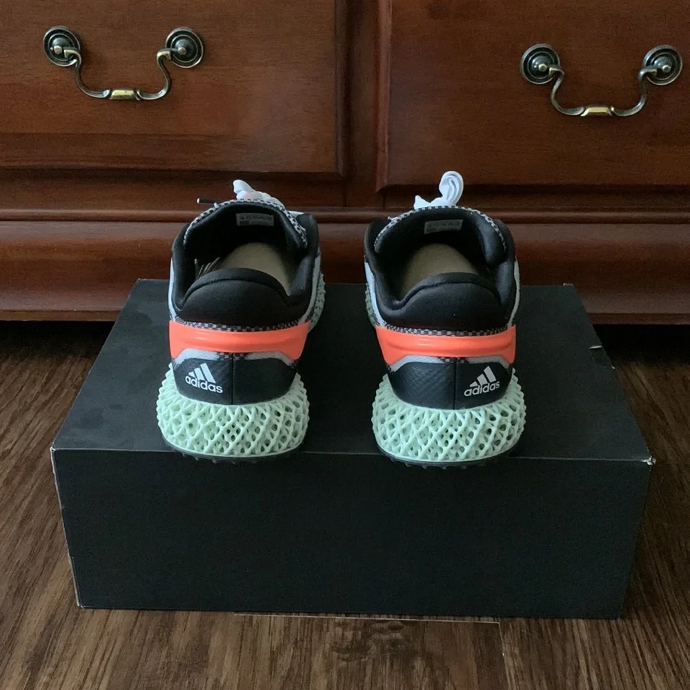 Mens Adidas 4D Run 1.0 Signal Coral size 10 with box - Picture 4 of 7